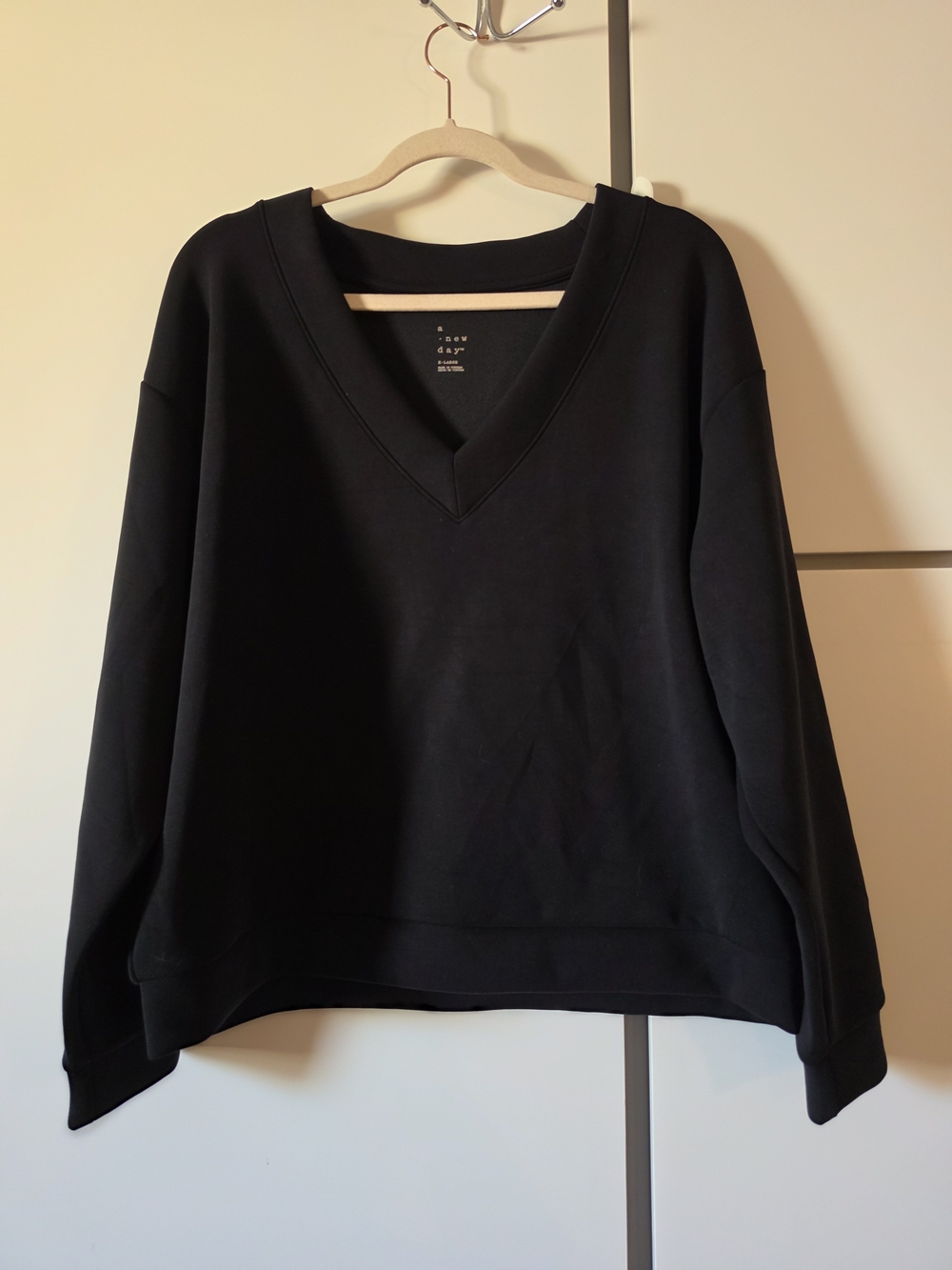 A new Day women's Sandwash  V-Neck Sweatshirt 
Size XL